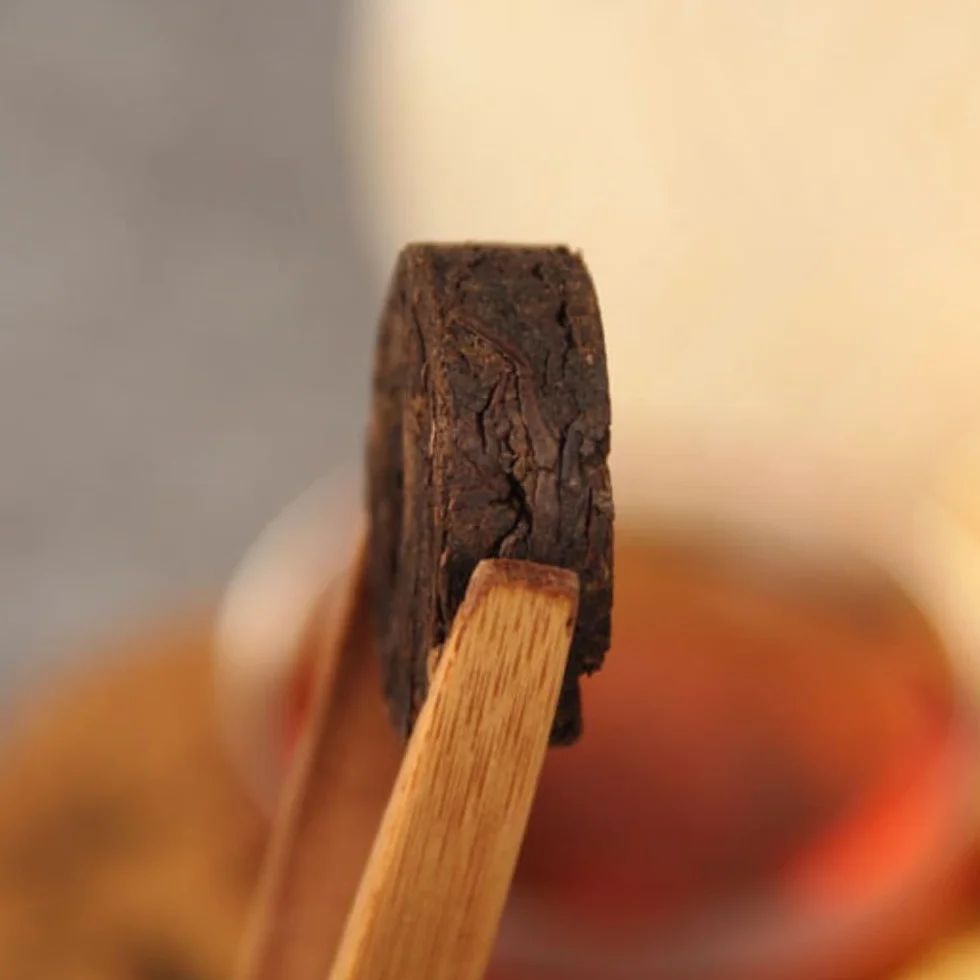 Czarna Herbata Yunnan Starzona Puerh, Łagodna Dojrzała Herbata Pu'er, Mini Pu'er Small Tuocha (250g)
