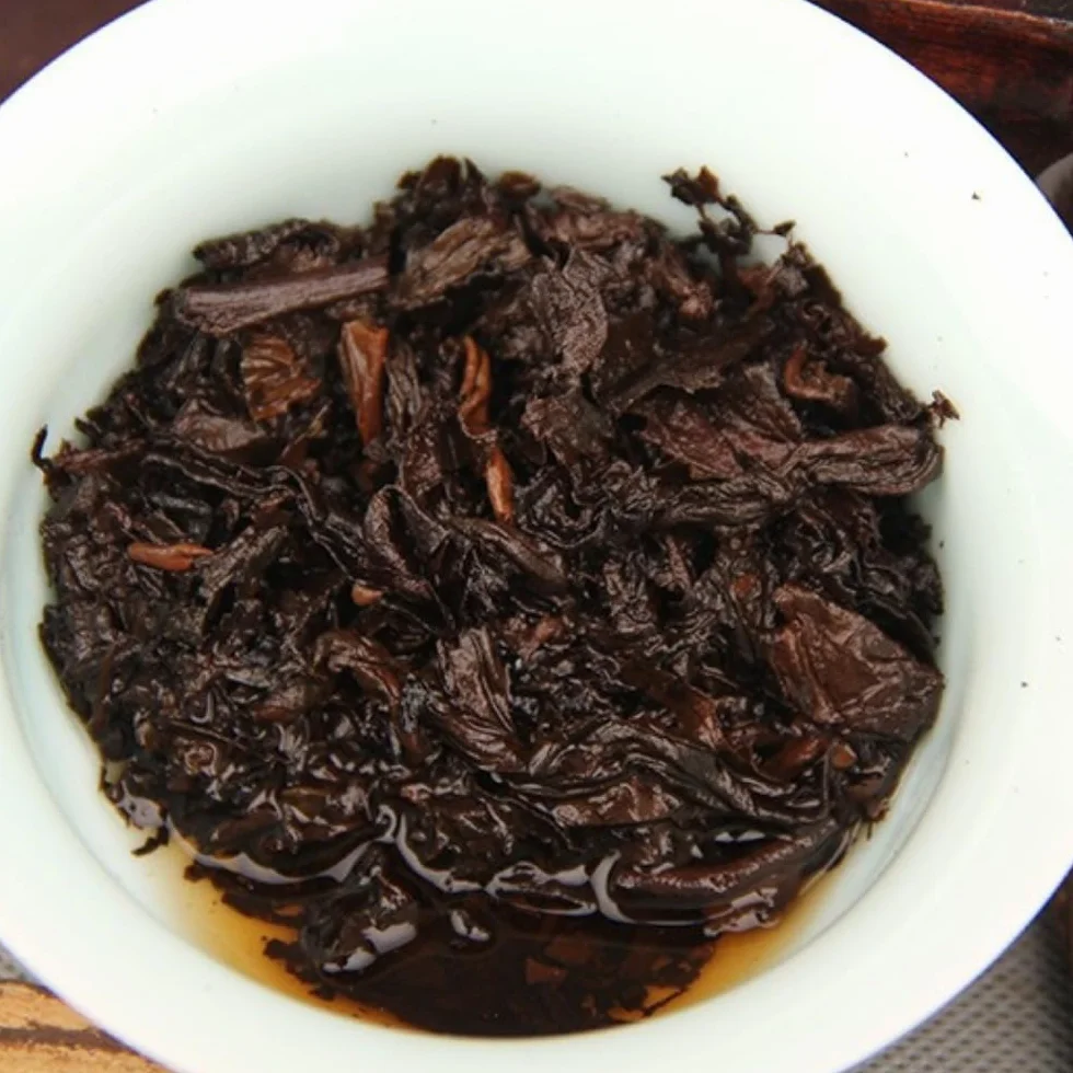 Czarna Herbata Yunnan Starzona Puerh, Łagodna Dojrzała Herbata Pu'er, Mini Pu'er Small Tuocha (250g)