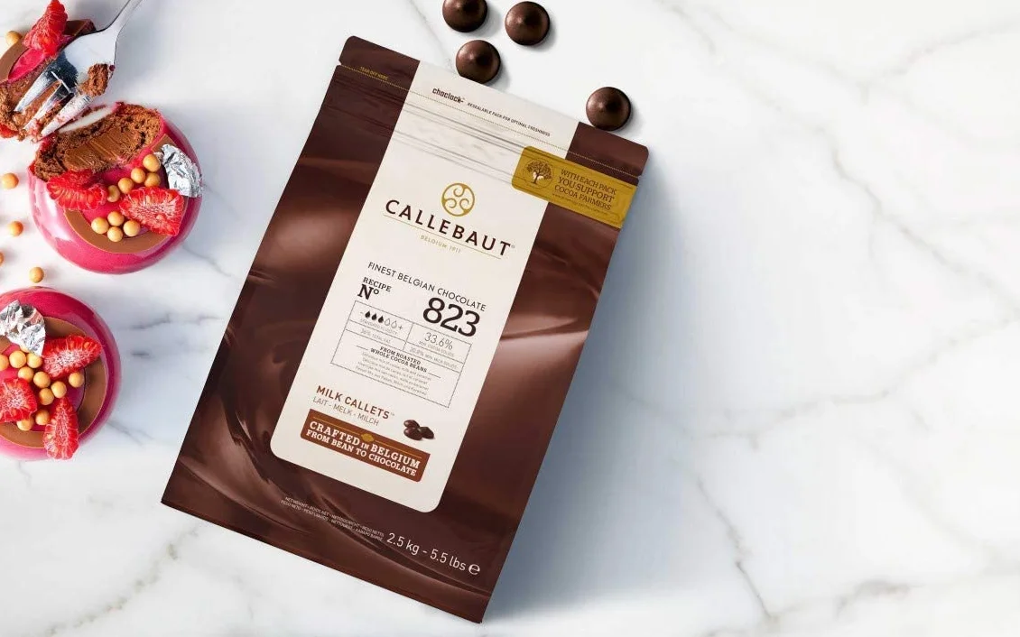 CALLEBAUT Receipe No. 823 - koperta Callets, Vollmich czekolada, 33,6% kakao, 1 x 400 g