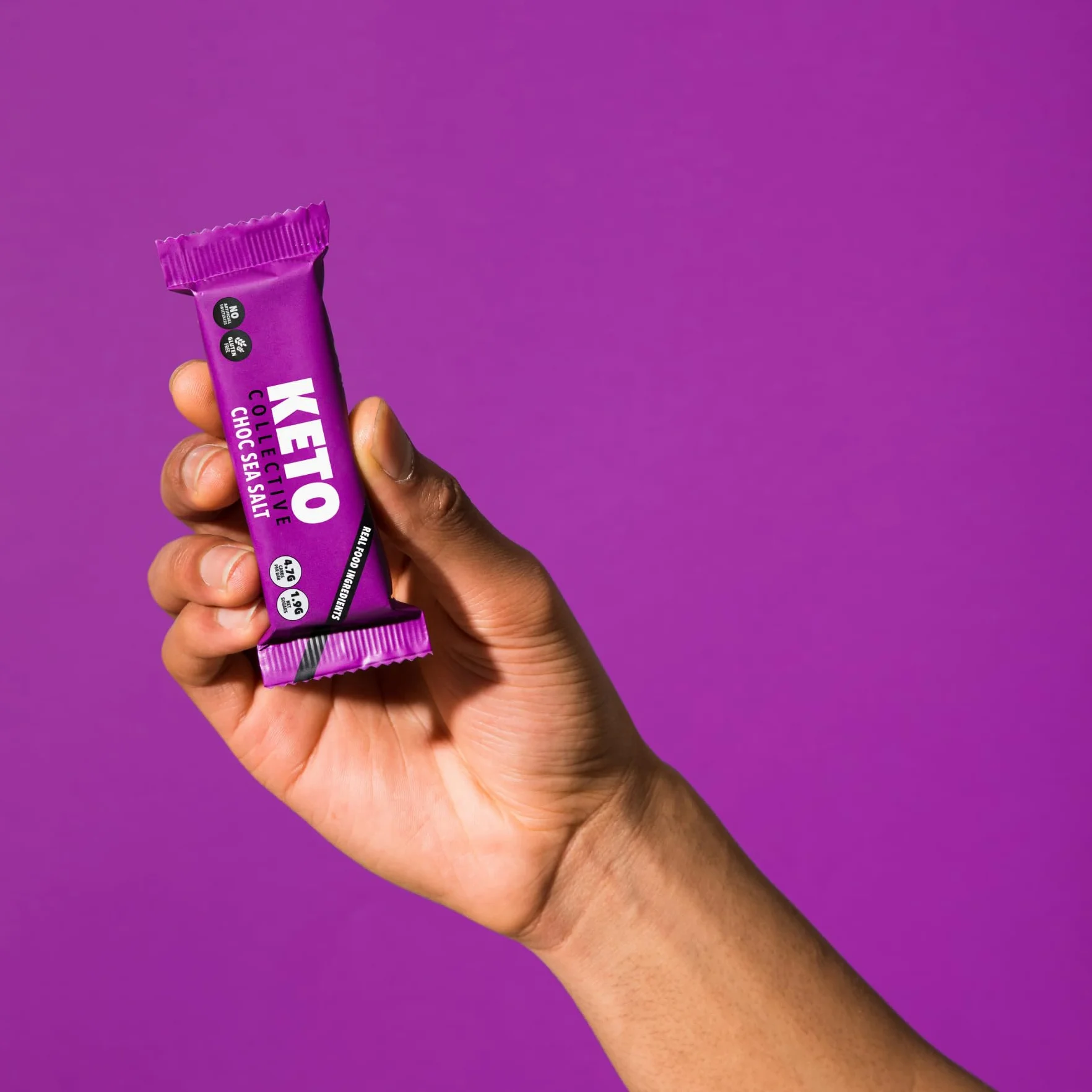 Keto Collective Keto Bars - NOWY PRZEPIS - 15x40g I 2.8g Netto Węglowodanów I Przekąski Niskowęglowodanowe I Wysokie w Błonnik I Naturalne Składniki I Źródło Białka I Przekąski Keto I Bezglutenowe I Wegańskie