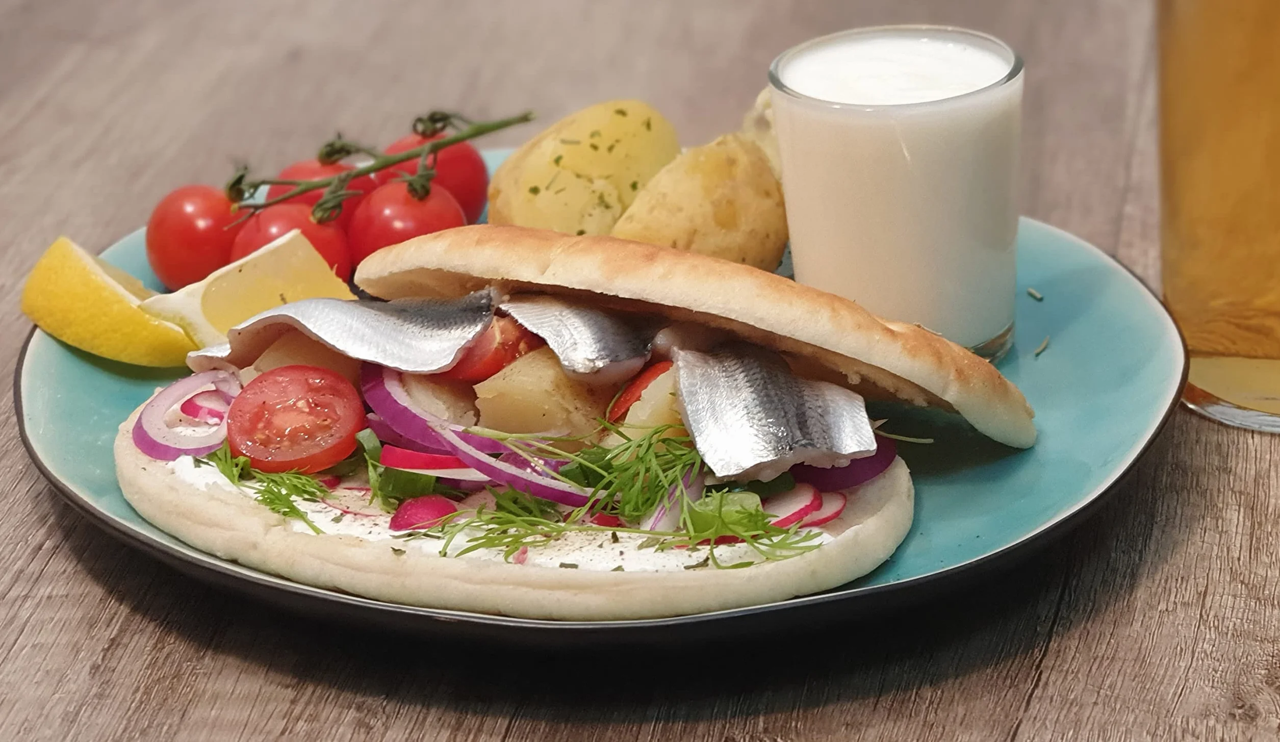 Surströmming filety – sfermentowane filety śledziowe w tradycyjnej puszce