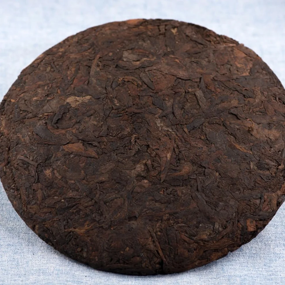 Dojrzała Herbata Yunnan Menghai Pu-erh, Czarna Herbata, 8-letnia Herbata Pu 'er O Łagodnym Uroku 357g