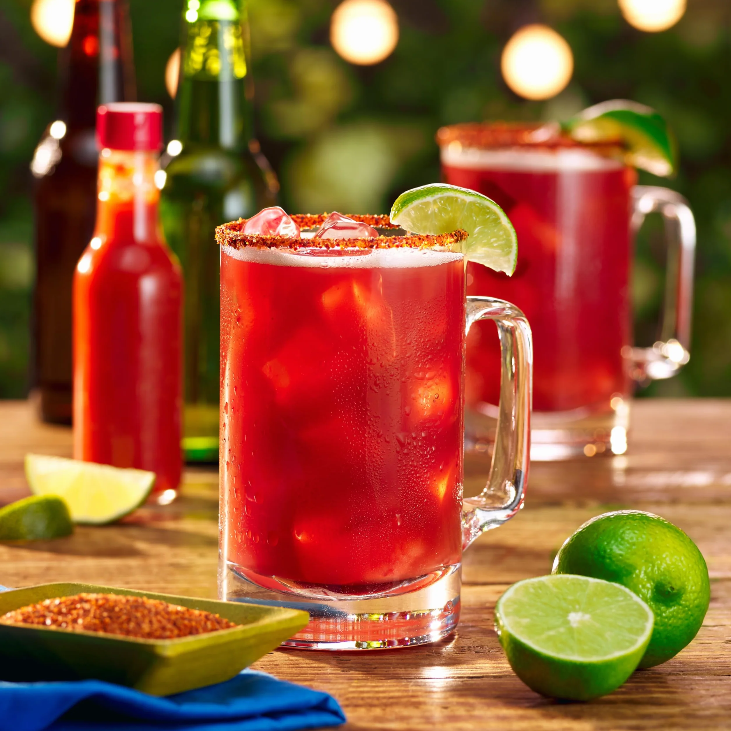 Clamato Tomato Cocktail z Koncentratu, Koncentrat Soku Pomidorowego do Picia Samodzielnie Lub w Połączeniu, Butelka 1,89 Litra