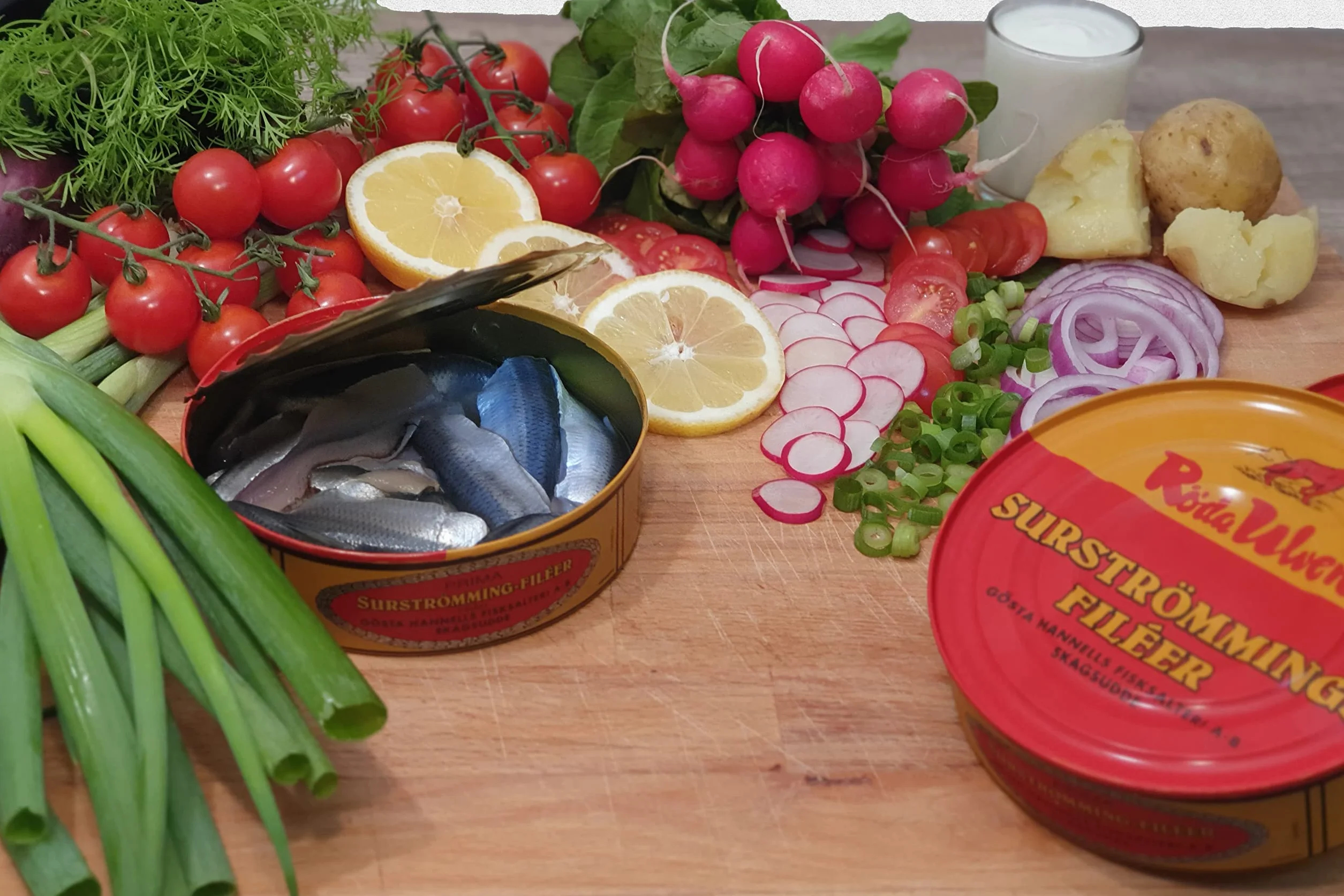 Surströmming filety – sfermentowane filety śledziowe w tradycyjnej puszce