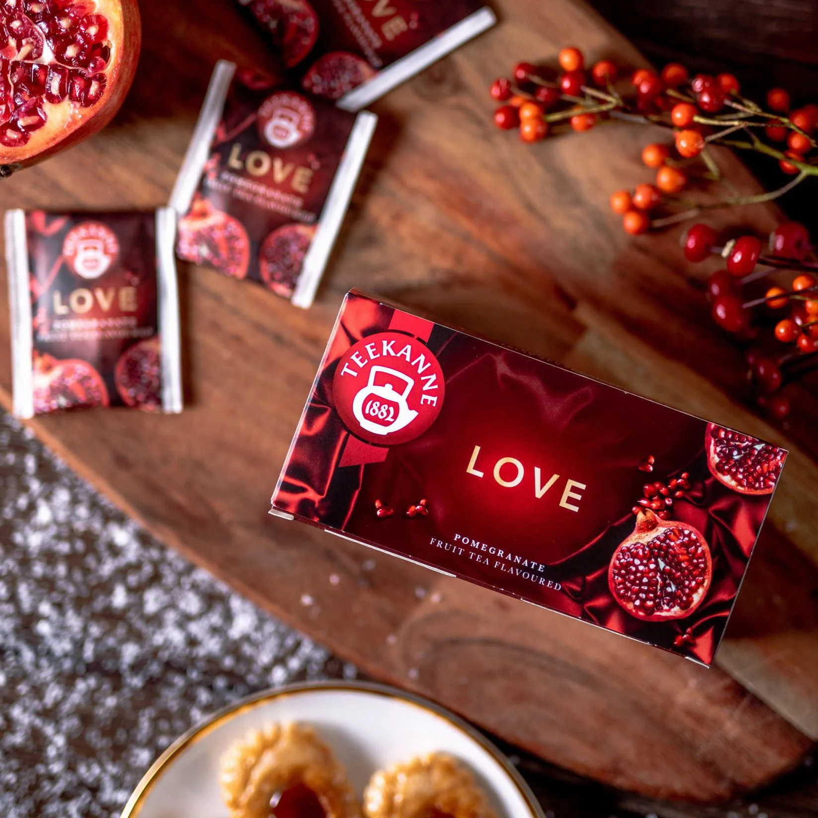 Teekanne Big Love Tea Collection (4 x 20 torebek) - zestaw do herbaty owocowej (prezent Dekond)