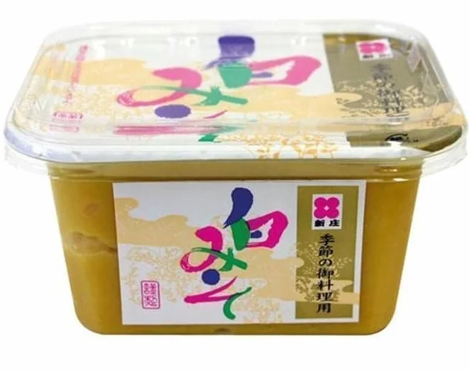 Shinjyo Shiro Miso – jasna pasta do zupy z Japonii – idealna do gotowania misy lub przyprawiania dressingów i lekkich marynatów – 2 x 300 g