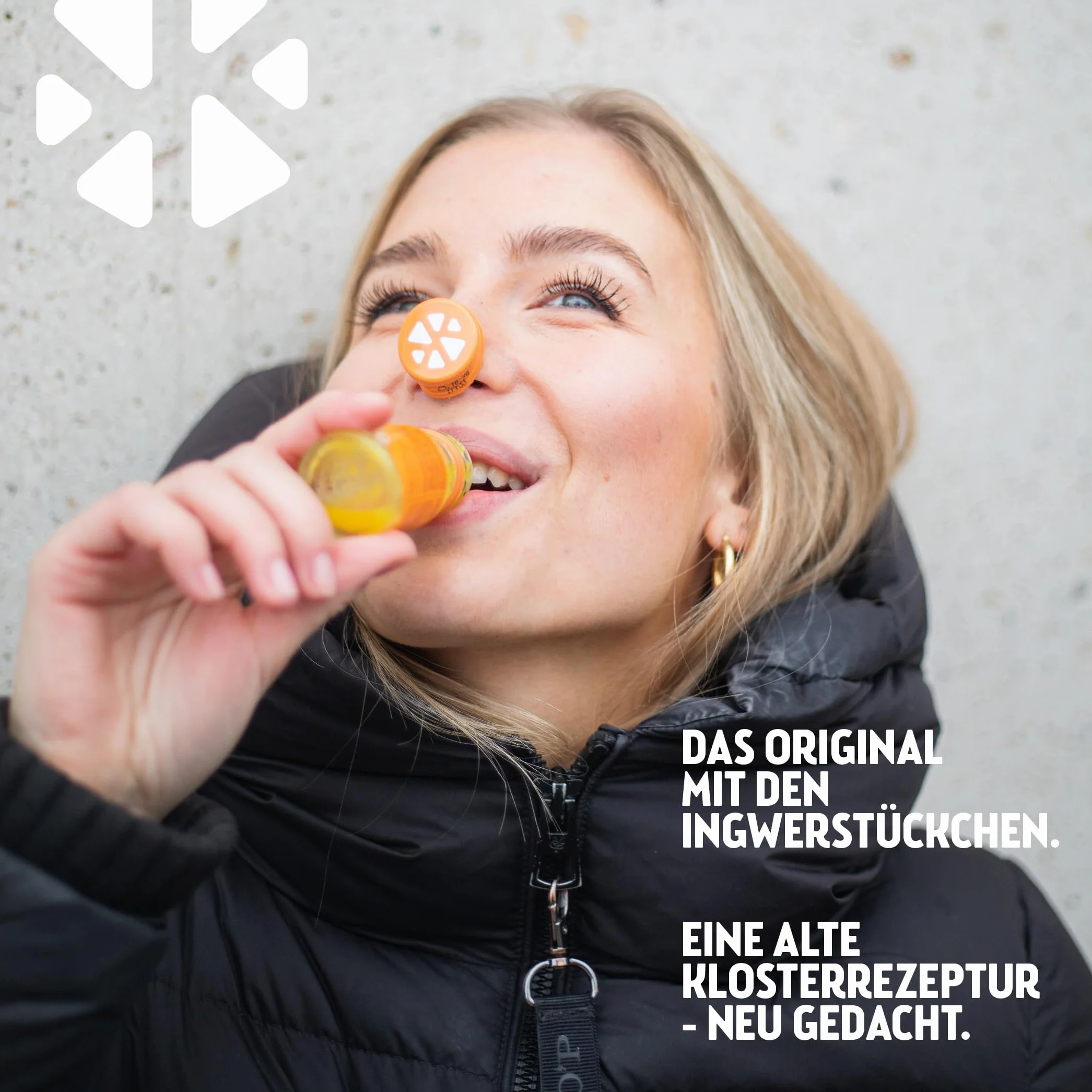 Kloster Kitchen Bio imbir Shot Kurkuma 6 x 360 ml z prawdziwymi kawałkami imbiru, szotki imbiru z kurkumą w szklanej butelce