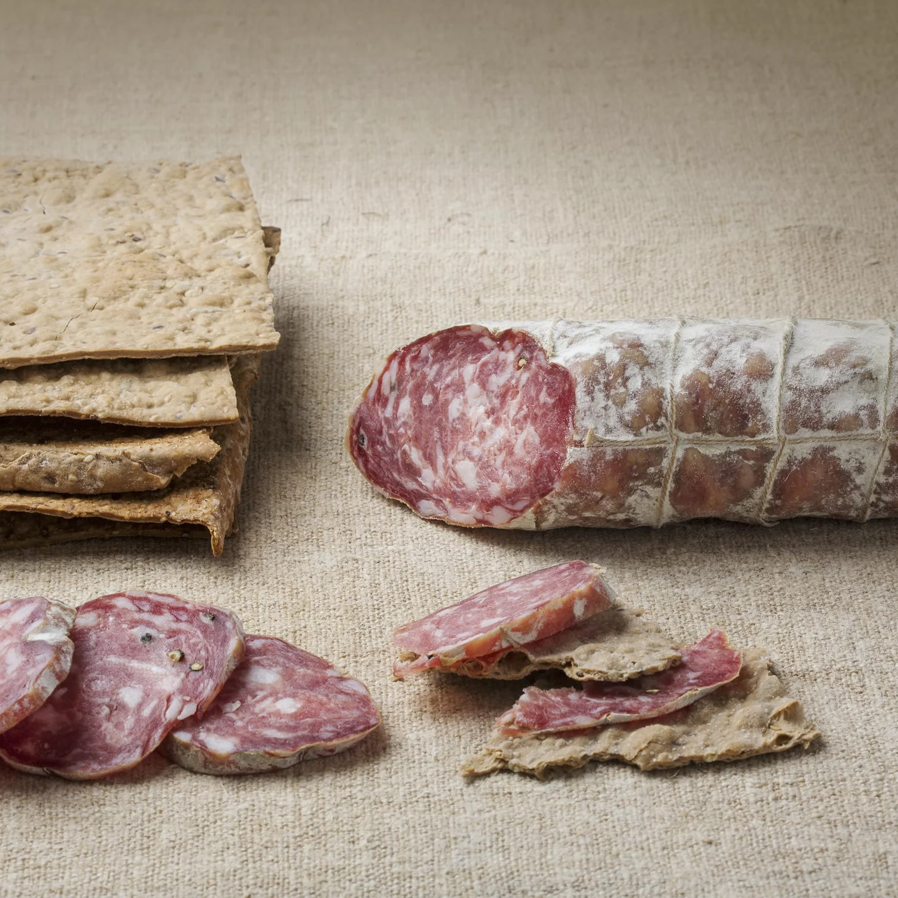 Gastronomic Hamper "Degustazioni d'Italia" | Gift Box with Typical Italian Charcuterie| Idealnie sprawdzi się jako koszyczek świąteczny lub na specjalne okazje