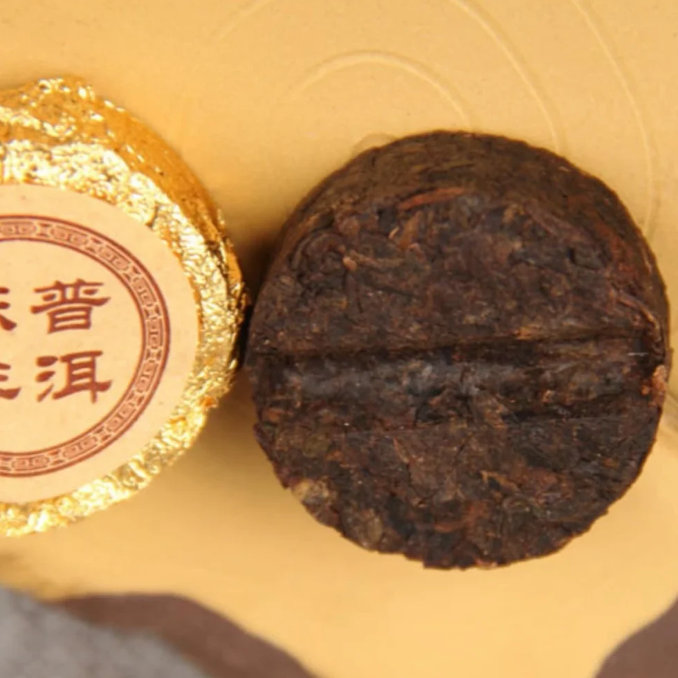 Czarna Herbata Yunnan Starzona Puerh, Łagodna Dojrzała Herbata Pu'er, Mini Pu'er Small Tuocha (250g)