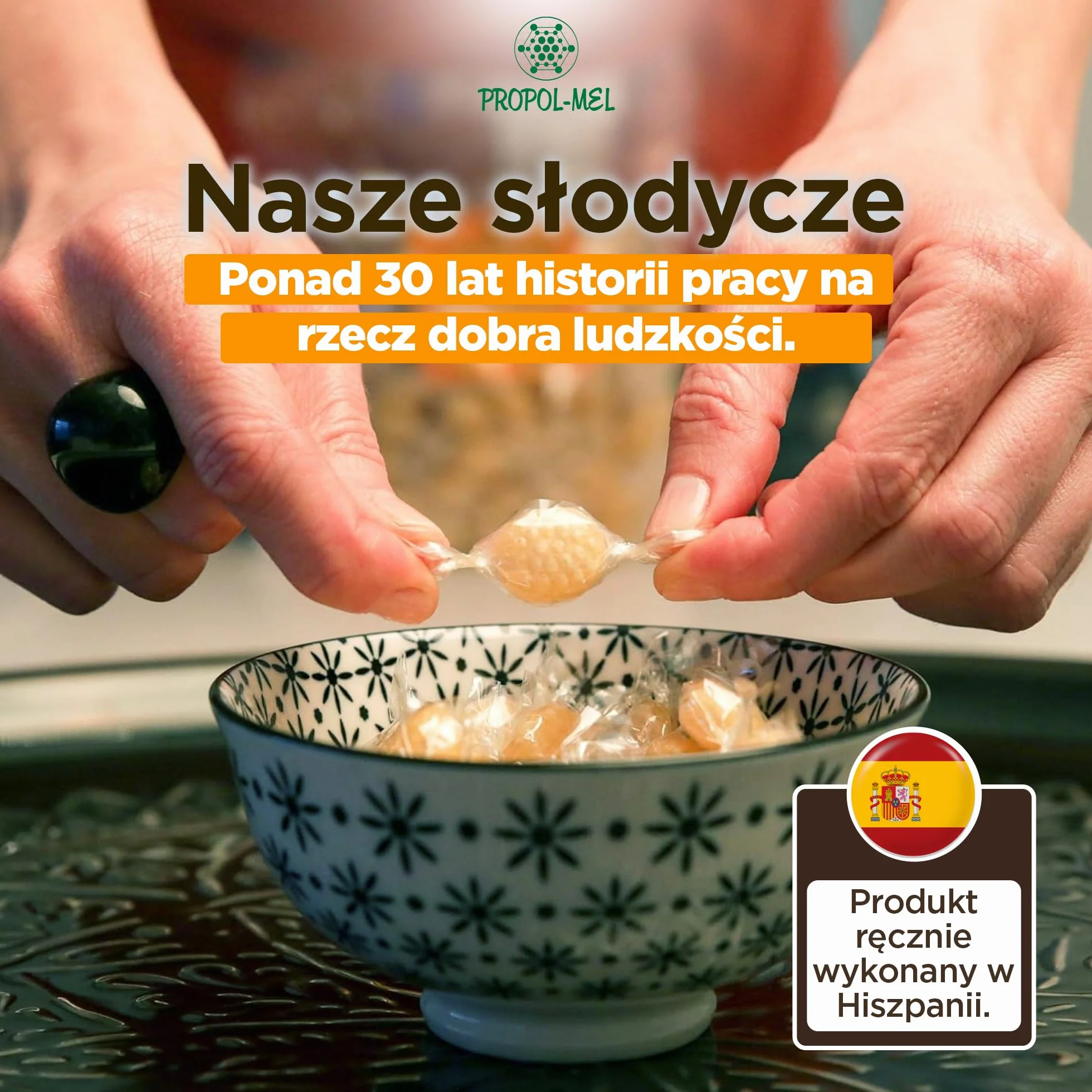 500 g - Cukierki Propolis Bezglutenowe i Bez Cukrowe. Wykonane z drobno posiekanego czystego propolisu. Polecany przy nieświeżym oddechu, narządach jamy ustnej i gardle. Odwiedź sklep Propol-Mel